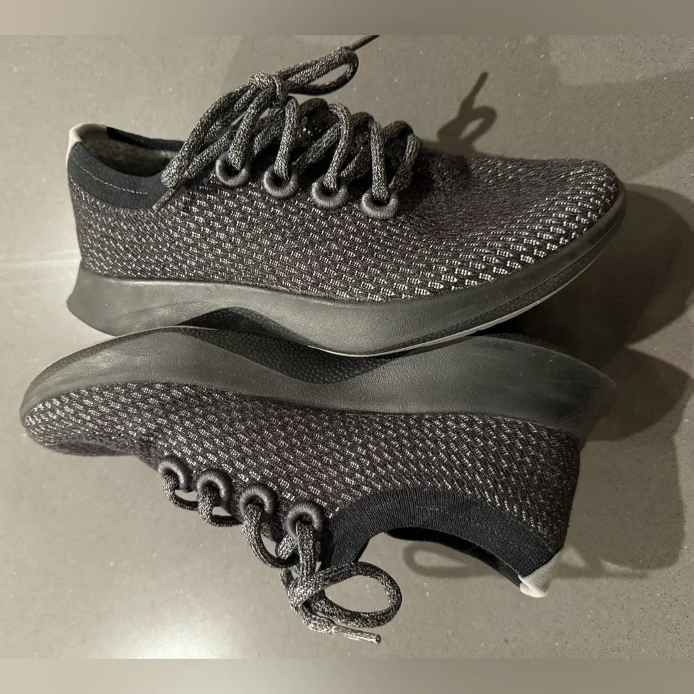 ALLBIRDS Women's Tree Dasher Shoe Sneaker in Black Obsidian Size 8 Like New